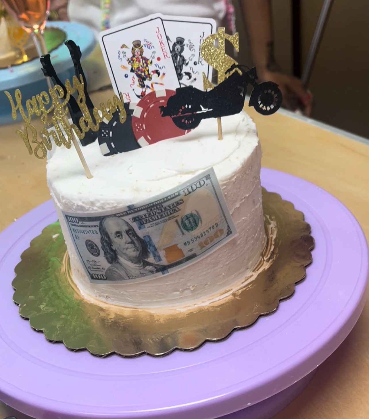 Hidden Gems Meet Starr Frierson of Sip & Cake Create