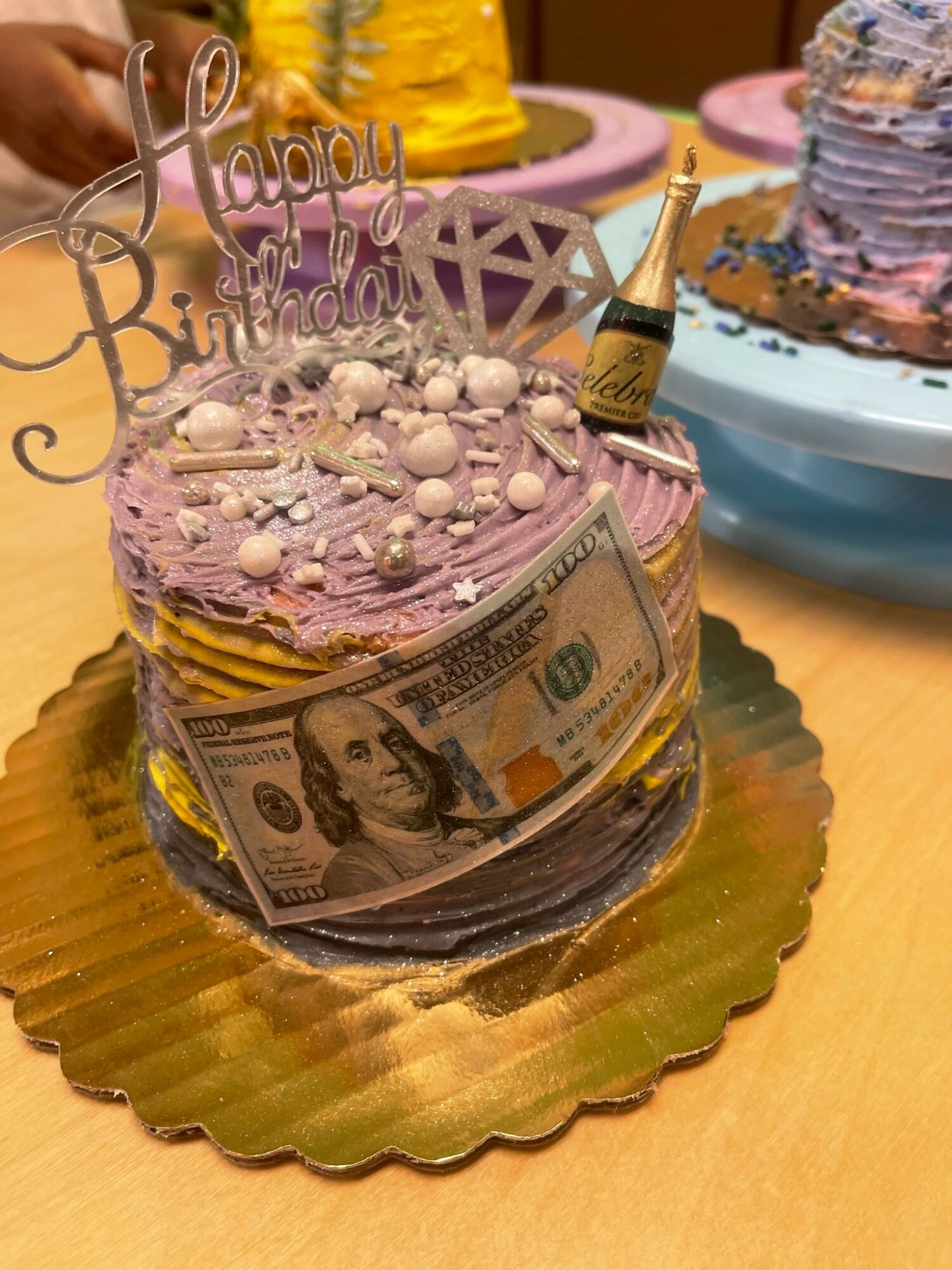 Hidden Gems Meet Starr Frierson of Sip & Cake Create